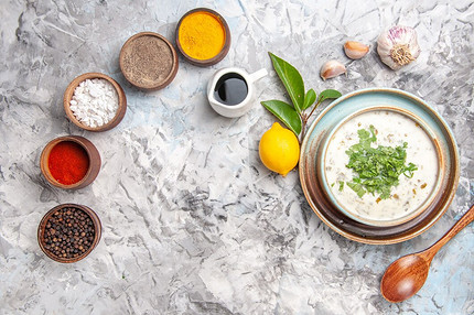
 Кефир, квас или просекко: 11 лучших рецептов окрошки, которые устроят всех                                